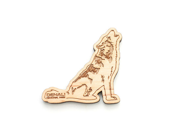 Denali Wolf Magnet - Nestled Pines